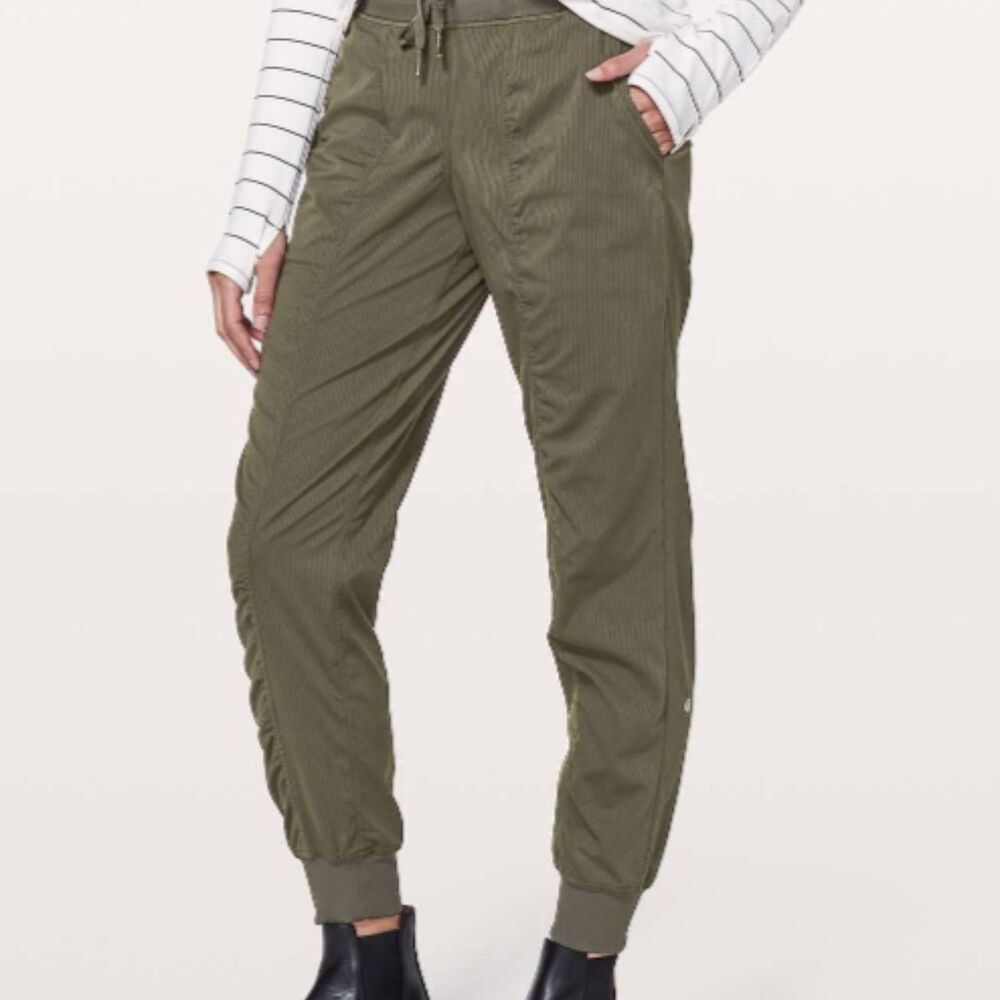 Lululemon Dance Studio Jogger *29" in Dark Olive - Size 4